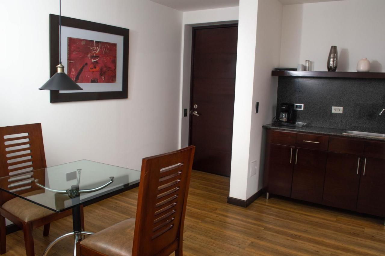 Suites Casa 95 Bogotá Exterior foto